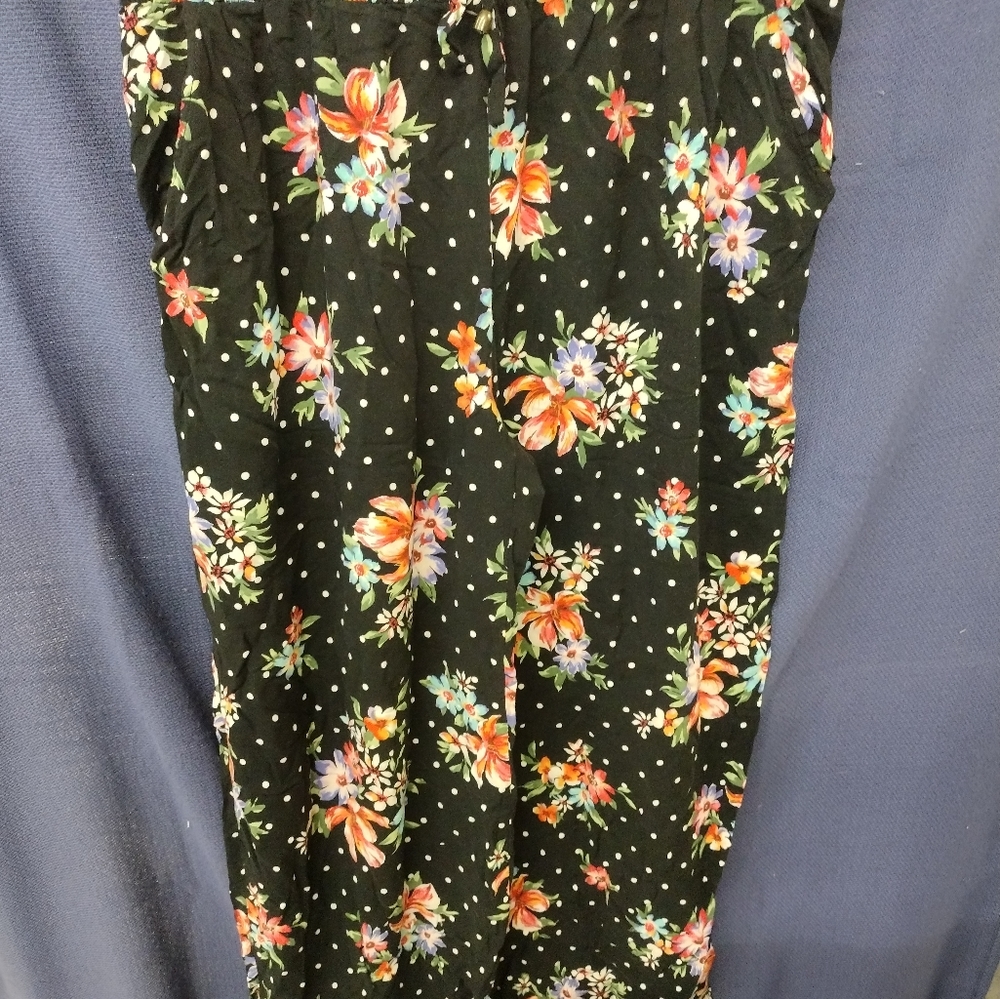 Joe B by Joe Benbasset X-Large Flower Pants Used
